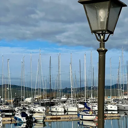 Ilia's House Appartement